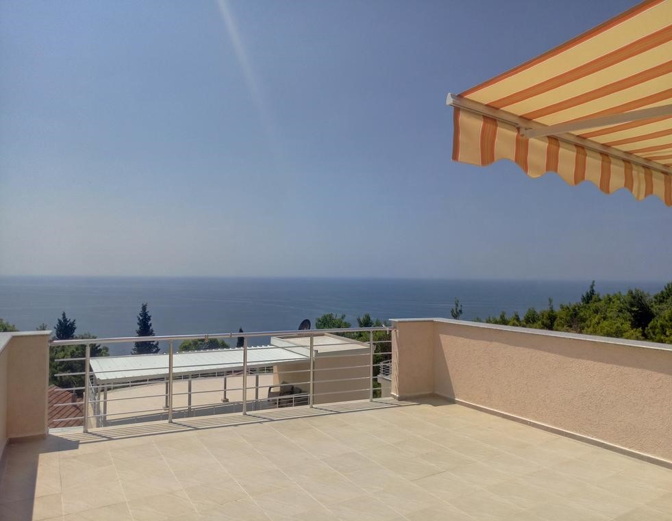 Image of House - 4 Bedrooms - 5 Bathrooms for Sale in Bar-Susanj-Montenegro, Image 1